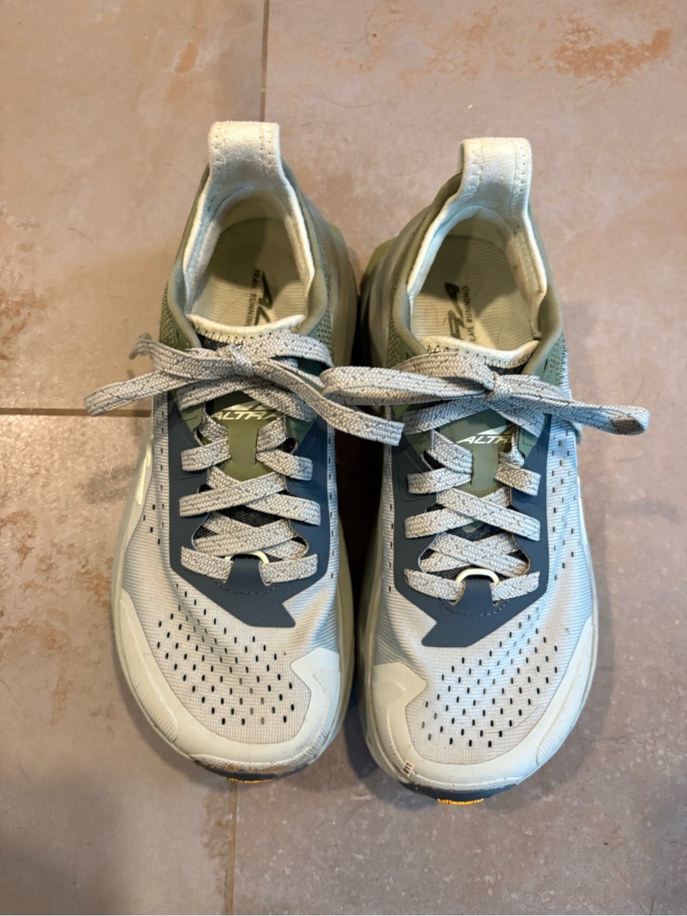 Altra Olympus Trail Running Shoes in Light Gray and Sage